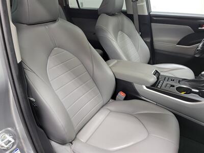 2021 Toyota Highlander XLE - Photo 44 - Ephrata, PA 17522
