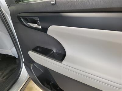 2021 Toyota Highlander XLE - Photo 49 - Ephrata, PA 17522