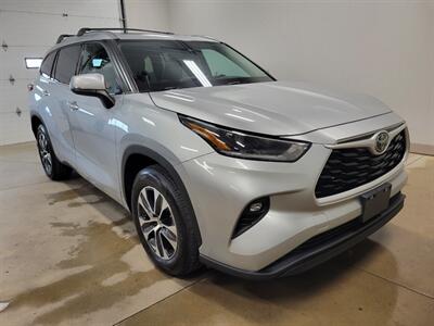 2021 Toyota Highlander XLE - Photo 13 - Ephrata, PA 17522