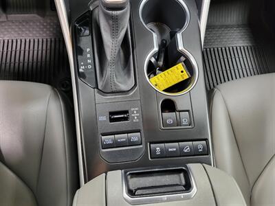 2021 Toyota Highlander XLE - Photo 36 - Ephrata, PA 17522
