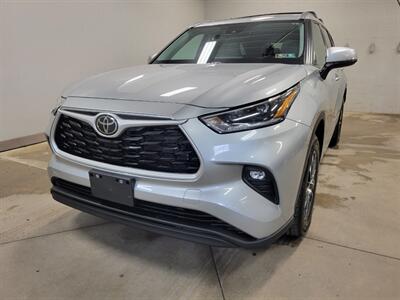 2021 Toyota Highlander XLE - Photo 2 - Ephrata, PA 17522