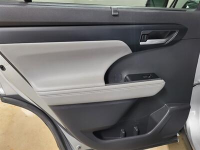 2021 Toyota Highlander XLE - Photo 56 - Ephrata, PA 17522