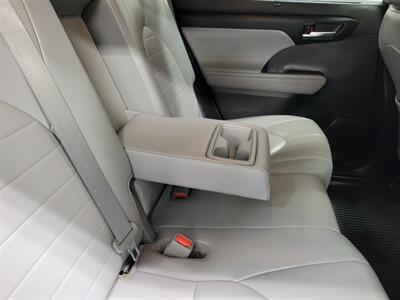 2021 Toyota Highlander XLE - Photo 52 - Ephrata, PA 17522