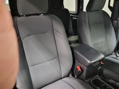 2020 Jeep Wrangler Unlimited Sport S  Summit Seeker - Photo 31 - Ephrata, PA 17522
