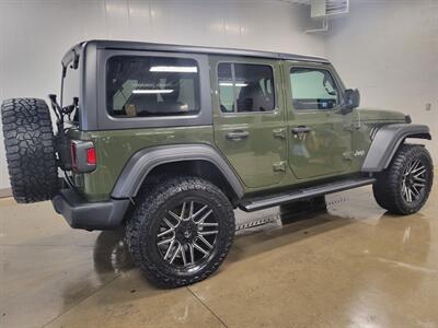2021 Jeep Wrangler Unlimited Sport S  Summit Seeker - Photo 12 - Ephrata, PA 17522