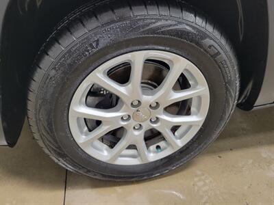 2016 Jeep Cherokee Latitude   - Photo 12 - Ephrata, PA 17522