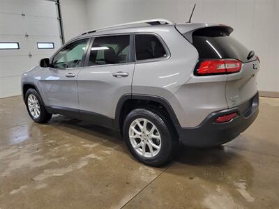 2016 Jeep Cherokee Latitude   - Photo 4 - Ephrata, PA 17522