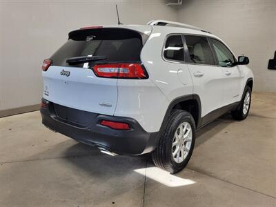 2016 Jeep Cherokee Latitude - Photo 6 - Ephrata, PA 17522