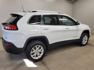 2016 Jeep Cherokee Latitude - Photo 7 - Ephrata, PA 17522