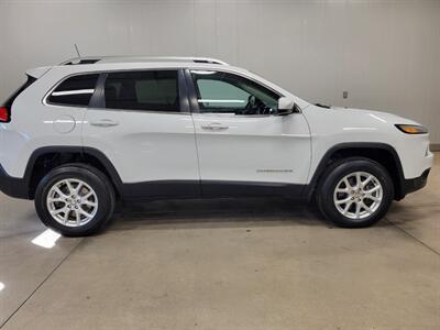 2016 Jeep Cherokee Latitude - Photo 8 - Ephrata, PA 17522