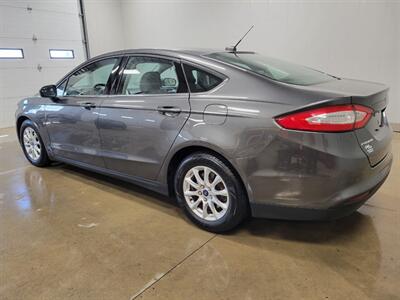 2016 Ford Fusion S   - Photo 4 - Ephrata, PA 17522