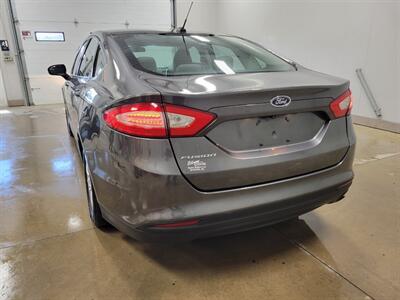 2016 Ford Fusion S   - Photo 5 - Ephrata, PA 17522