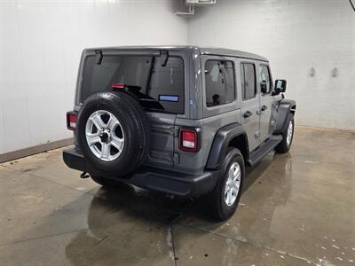 2022 Jeep Wrangler Unlimited Sport S   - Photo 7 - Ephrata, PA 17522