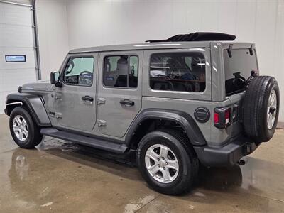 2022 Jeep Wrangler Unlimited Sport S   - Photo 5 - Ephrata, PA 17522