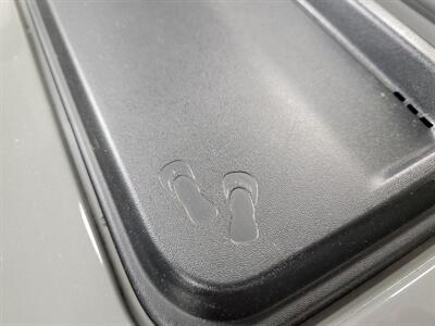 2022 Jeep Wrangler Unlimited Sport S Summit Seeker - Photo 32 - Ephrata, PA 17522