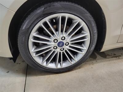 2015 Ford Fusion SE   - Photo 11 - Ephrata, PA 17522