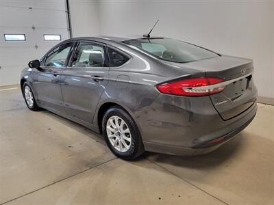 2017 Ford Fusion S   - Photo 5 - Ephrata, PA 17522