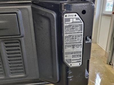 2021 Jeep Wrangler Unlimited Sahara Summit Seeker - Photo 87 - Ephrata, PA 17522