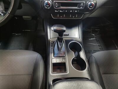 2019 Kia Sorento LX - Photo 15 - Ephrata, PA 17522