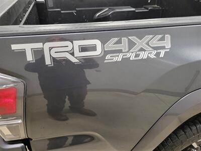 2020 Toyota Tacoma SR V6  TRD Sport - Photo 9 - Ephrata, PA 17522
