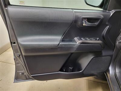 2020 Toyota Tacoma SR V6  TRD Sport - Photo 21 - Ephrata, PA 17522