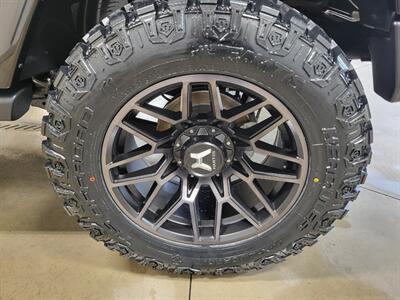 2018 Jeep Wrangler Sahara  Summit Seeker - Photo 19 - Ephrata, PA 17522