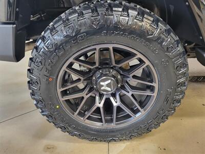 2018 Jeep Wrangler Sahara  Summit Seeker - Photo 16 - Ephrata, PA 17522