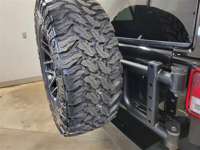 2018 Jeep Wrangler Sahara  Summit Seeker - Photo 17 - Ephrata, PA 17522