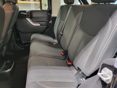 2018 Jeep Wrangler Sahara  Summit Seeker - Photo 59 - Ephrata, PA 17522