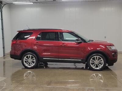 2018 Ford Explorer XLT - Photo 9 - Ephrata, PA 17522