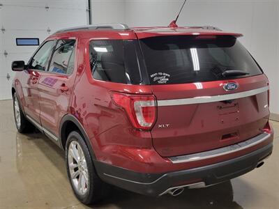 2018 Ford Explorer XLT - Photo 5 - Ephrata, PA 17522