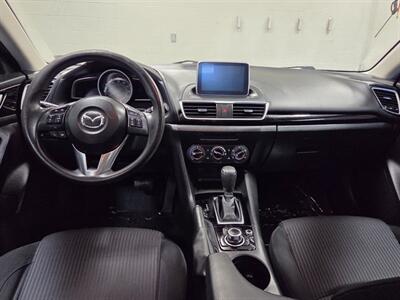 2016 Mazda Mazda3 i Sport   - Photo 14 - Ephrata, PA 17522