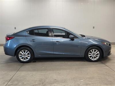 2016 Mazda Mazda3 i Sport   - Photo 8 - Ephrata, PA 17522