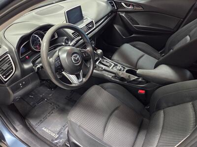 2016 Mazda Mazda3 i Sport   - Photo 13 - Ephrata, PA 17522