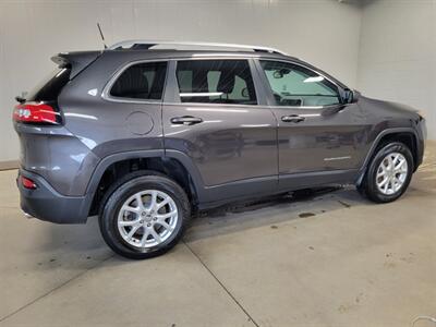 2017 Jeep Cherokee Latitude - Photo 8 - Ephrata, PA 17522