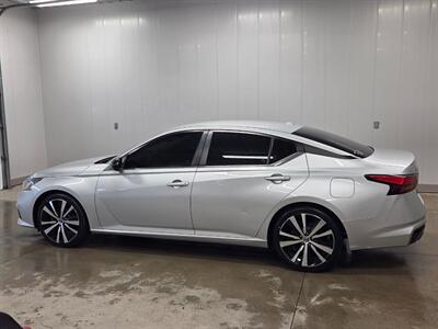 2019 Nissan Altima 2.5 SR   - Photo 6 - Ephrata, PA 17522