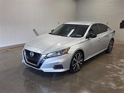 2019 Nissan Altima 2.5 SR   - Photo 4 - Ephrata, PA 17522