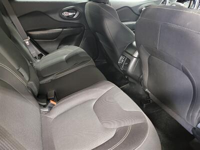 2016 Jeep Cherokee Latitude Altitude - Photo 17 - Ephrata, PA 17522