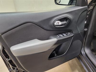 2014 Jeep Cherokee Latitude   - Photo 14 - Ephrata, PA 17522