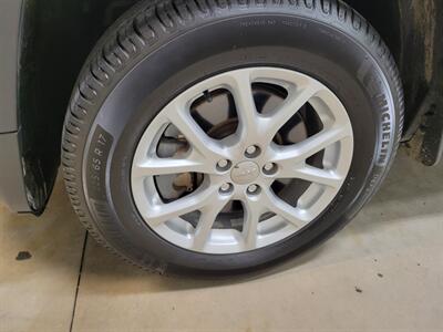 2014 Jeep Cherokee Latitude   - Photo 12 - Ephrata, PA 17522