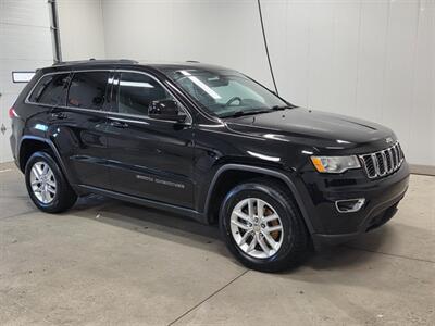 2017 Jeep Grand Cherokee Laredo   - Photo 10 - Ephrata, PA 17522