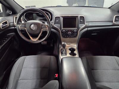 2017 Jeep Grand Cherokee Laredo   - Photo 15 - Ephrata, PA 17522