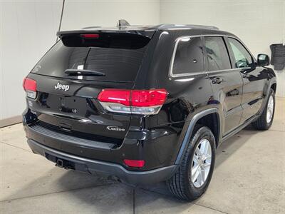 2017 Jeep Grand Cherokee Laredo   - Photo 6 - Ephrata, PA 17522