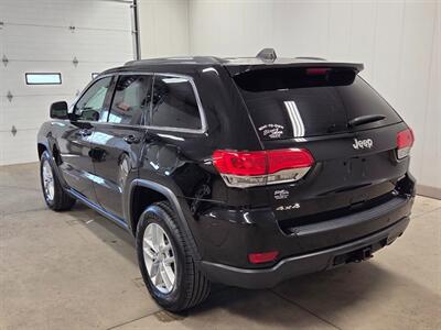 2017 Jeep Grand Cherokee Laredo   - Photo 5 - Ephrata, PA 17522