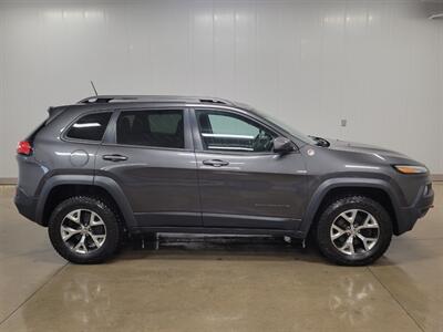 2016 Jeep Cherokee Trailhawk - Photo 10 - Ephrata, PA 17522