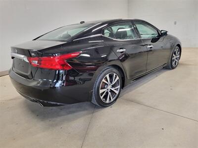 2017 Nissan Maxima 3.5 SL   - Photo 6 - Ephrata, PA 17522