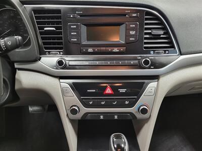 2017 Hyundai ELANTRA SE   - Photo 16 - Ephrata, PA 17522