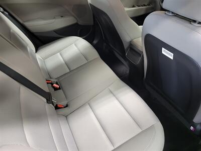 2017 Hyundai ELANTRA SE   - Photo 20 - Ephrata, PA 17522