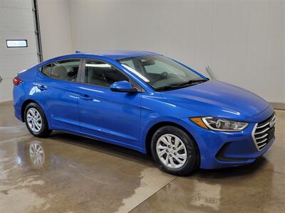 2017 Hyundai ELANTRA SE   - Photo 8 - Ephrata, PA 17522