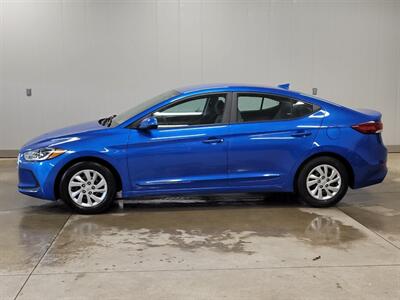 2017 Hyundai ELANTRA SE   - Photo 3 - Ephrata, PA 17522